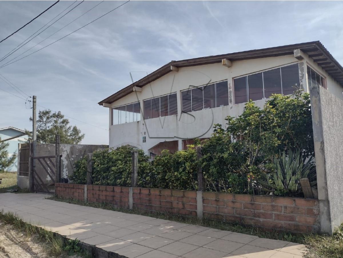 Um terreno urbano, constituído do lote 08, da quadra 31, em Jardim Beira Mar, Capão da Canoa/RS