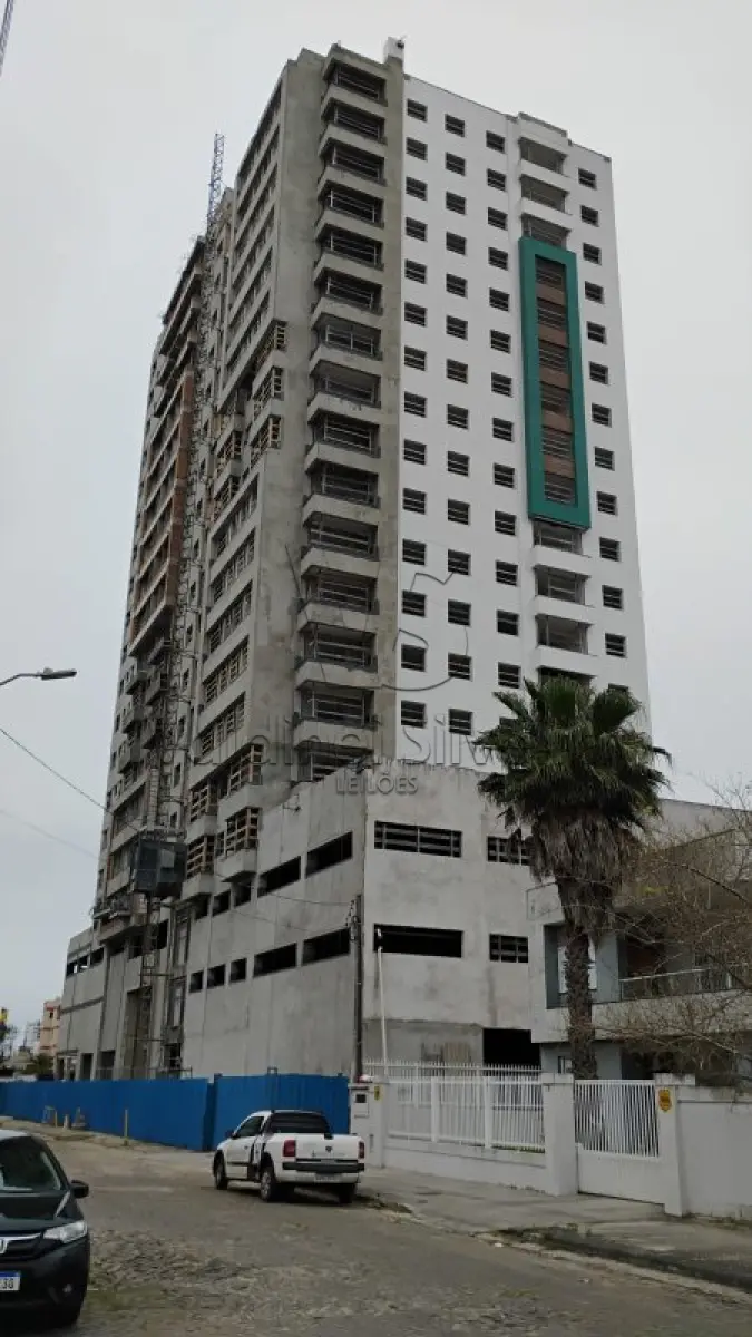 LOTE 000 - Apto á venda Edif. Delville