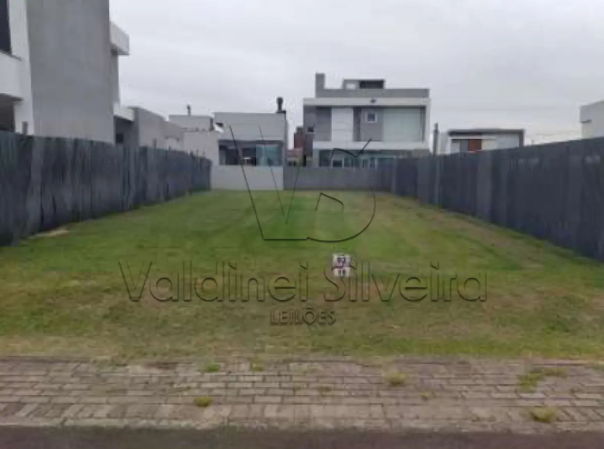 LOTE 001 - TERRENO NO CONDOMÍNIO MARÍTIMO