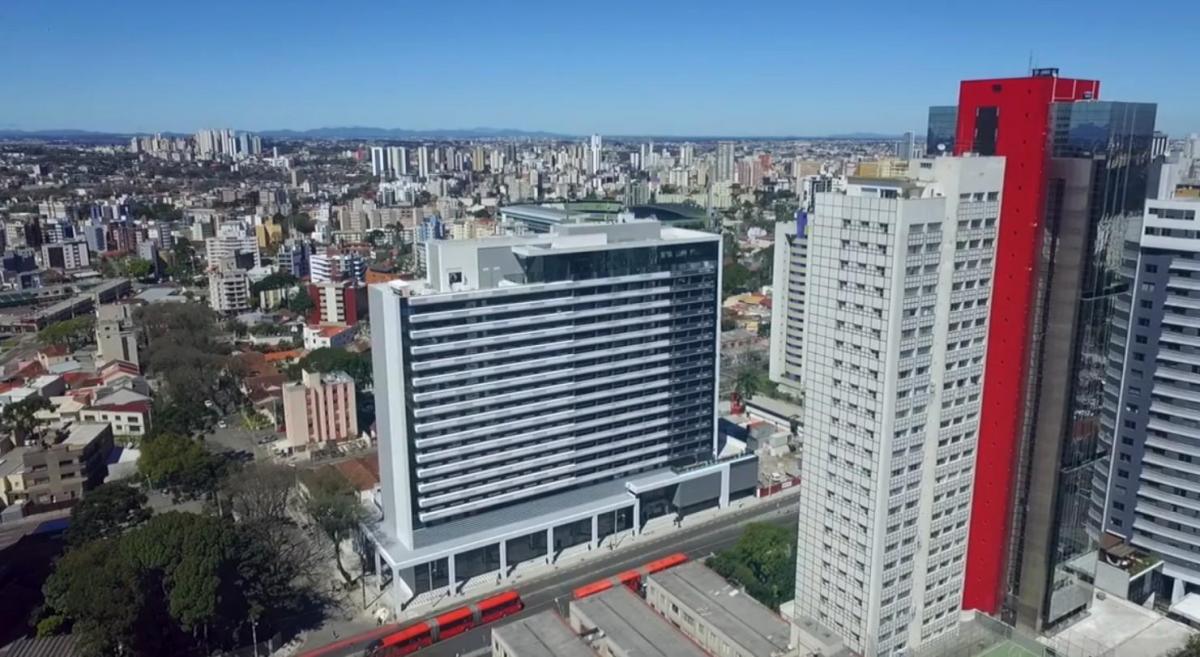 Apartamento no "Urban Hotel Curitiba"